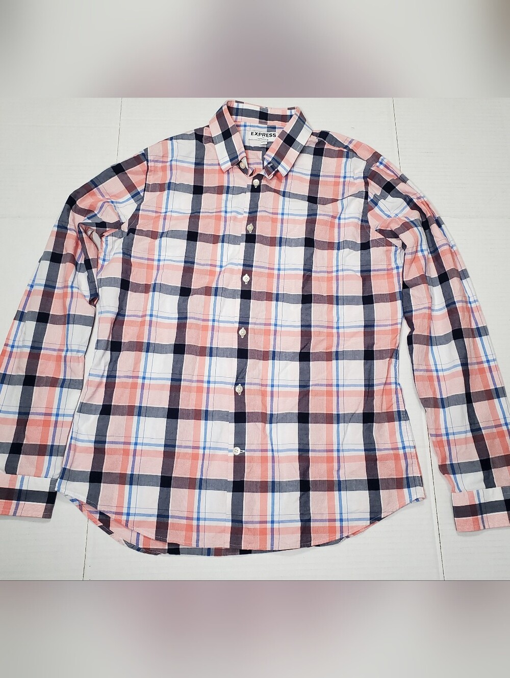 Express Men’s Extra Slim Coral and Navy Plaid Button-Down Shirt L